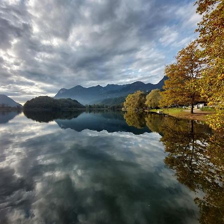 Villaggio Turistico Il Lago Dorato 카를라조 외부 사진