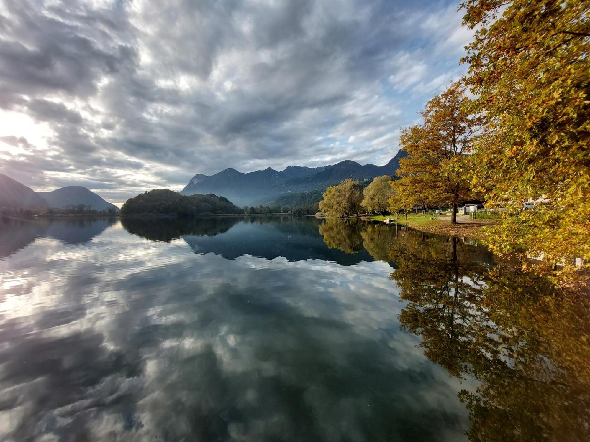 Villaggio Turistico Il Lago Dorato 카를라조 외부 사진