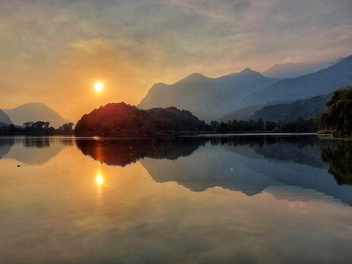 Villaggio Turistico Il Lago Dorato 카를라조 외부 사진