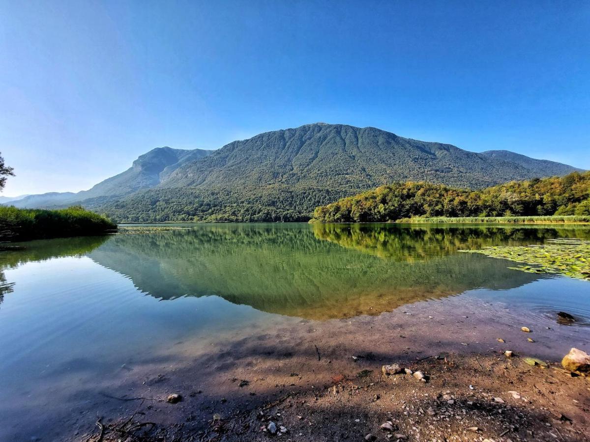Villaggio Turistico Il Lago Dorato 카를라조 외부 사진